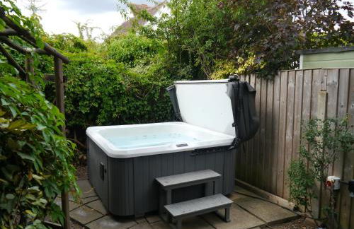 Measure Cottage - Sleeps up to 5 - Henley in Arden - HOT TUB - Foto 3