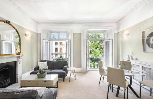 Lovely large 1 bed renovated flat w balcony & 600MB WiFi - Foto 2