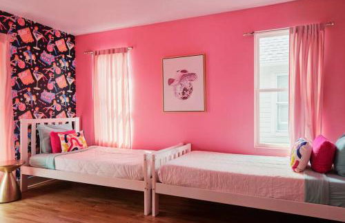 Ultimate Bach 10min to DT IG Walls Every Room - Foto 49