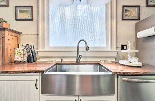 Historic Biloxi Bay Cottage with Beautiful View - Foto 11