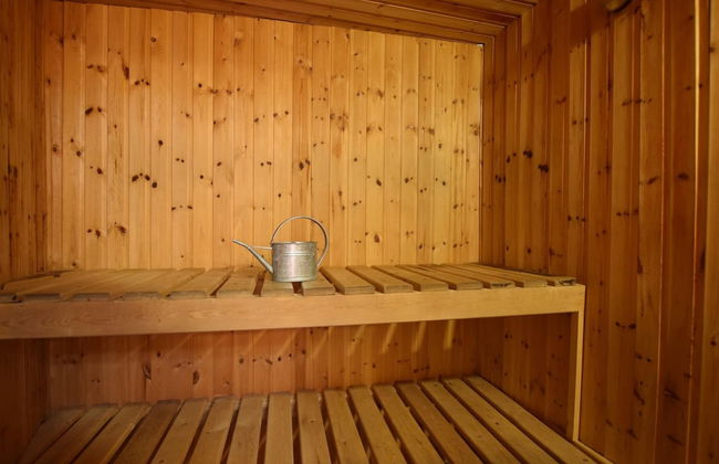 Quaint Cottage In Petite Langlire with Hot Tub - Photo 27