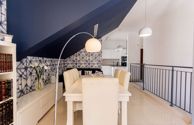 Amazing Apartment near Mahane Yehuda - Photo 11