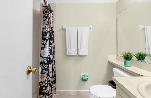 Upstay 2BR Family Condo Ventura Golf Country Club - Foto 27