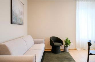 The Balcony Premium Apartment - 3 Min Walk to Bernina Express & Station - Foto 22