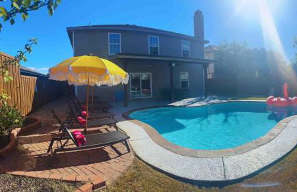 Retreat close to Lewisville Lake with pool, pet ok - Photo 52