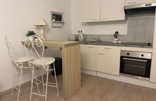 Studio évasion - SPA, Mer et Calanques - Foto 6