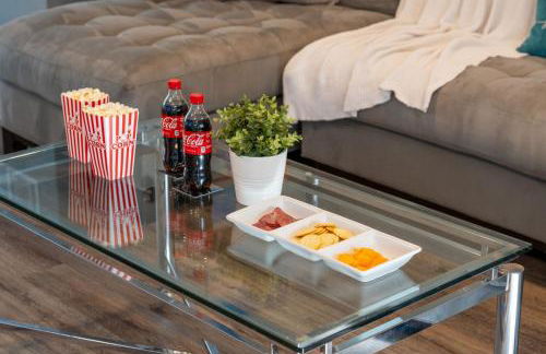 Pool Hot Tub Massage Chair Free EV Charger 5 Mins to Beaches! - Foto 13