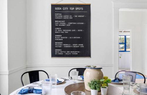 Urban Farmhouse-Sleeps 8 - Foto 45