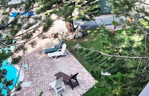 Guest Favorite Spacious Remodeled 2 Bdrm 2 Ba Mountain Views - Photo 34