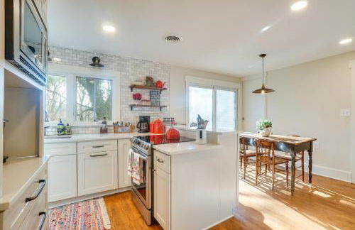 The Porch House Located in Historic Village - Foto 10