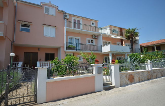 Apartments and Room Zinka - Foto 23