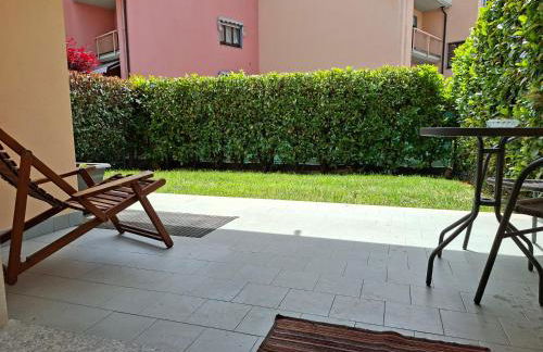 BG House - appartamento con giardino e garage privato - Foto 14