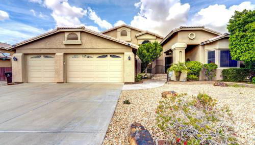 Pool and Hot Tub Home Near Peoria Sports Complex! - Foto 2