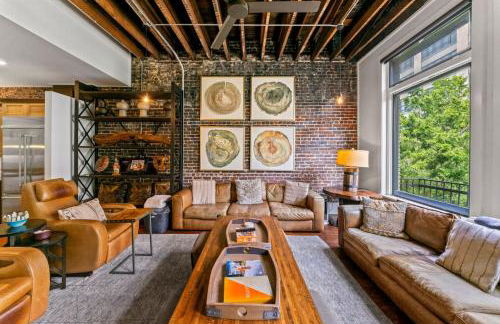 Amazing Rooftop Patio Overlooking street - Foto 3