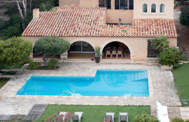 La Roche Bleue - Villa de charme avec vue exceptionnelle bord de mer piscine privée jardin et terrasse - Foto 1