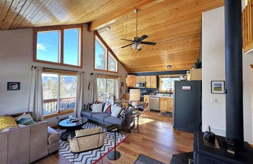Rocky Mt Cabin 2bed loft Hot Tub Amazing Views - Photo 1