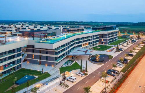 Petram Resort & Residences - Foto 1