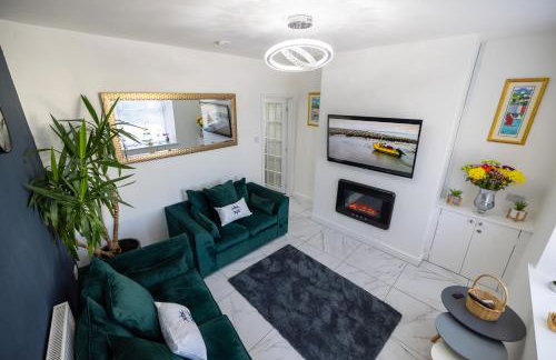 Morecambe Bay Cottage- Hot Tub/ Jacuzzi/sauna - Photo 61