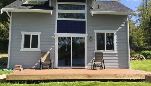 Lakefront Bungalow! 35 Miles to Mt Rainier! - Foto 2