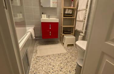 Newly Renovated Ground Floor Apartment close to Thermes - Foto 19