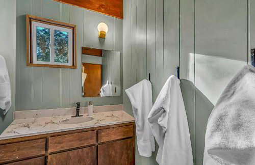 The Haus of Pine A Vintage Tahoe Cabin - Foto 20