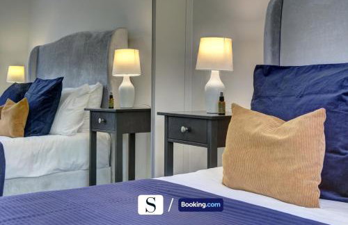 LastMinOffer 10pc Off I A Lovely Executive Home for Families or Contractors I A Lovely Garden and Parking Space I Wifi I Early check-in or Long Term Rates Available I SILVA Short Term Lets 4 out of 5 from over 650 stays - Photo 20