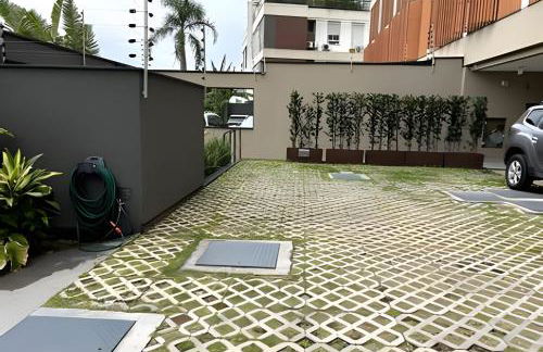 Loft Moderno, 500m Praia, Piscina, Sauna, WiFi 1GB - Foto 20