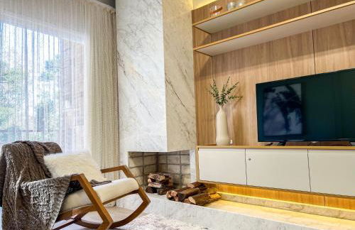 Apto moderno com lareira, piscina aquecida e infra completo em Gramado - Photo 17