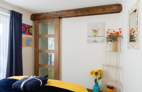 Private Annexe, Nr Celtic Manor & Cwmbran, Parking - Foto 6