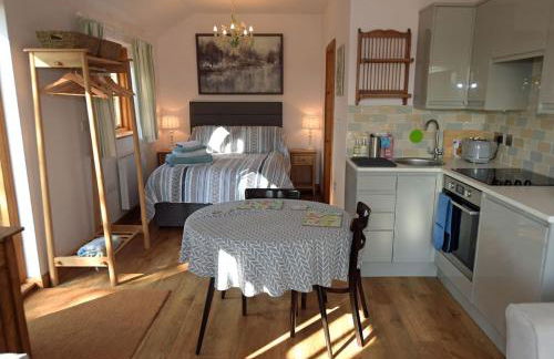 Deer Lodge with a View - Photo 13