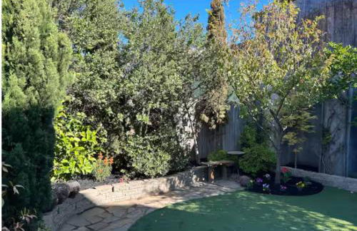 Lovely Noe Valley Condo w Light, View & Parking! - Foto 33