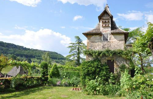 Séjour à deux au Château d'Autoire, studio de charme, tonnelle, vue vallée et village - Foto 19
