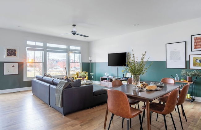 Patsy & Emmylou by Avantstay Stylish 2 Home Buyout in Heart of Nashville - Foto 1