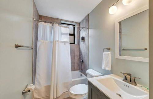 Stunning Townhome 920 in The Grove - Photo 14