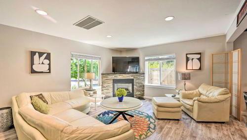 Near I-405 and 1 Mi to Dtwn! Kirkland Family Home - Foto 4