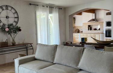 Villa avec piscine privée entre terre, ville et mer - Foto 23