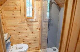 Chestnut Tree House with Hot tub & Sauna - Foto 6