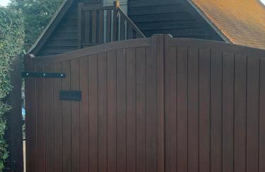 Hewarts Lodge, Brand New Property, 1 Mile From The Beach, 15 Minutes From All Goodwood Events - Foto 4