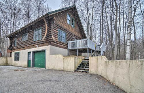 Secluded Gaylord Cabin with Deck, Fire Pit and Grill! - Foto 28