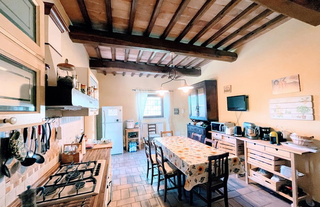 Detached Villa - Sleeps 10 - Pool - Pergola - Playground for Children - Wifi - Foto 63