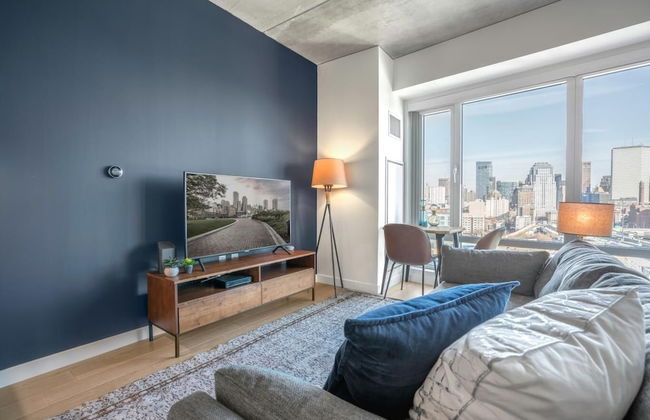 Luxurious Studio in the Seaport District - Photo 10