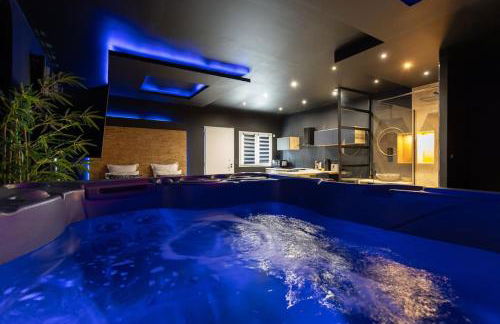 Le Pont des Amoureux Jacuzzi Wifi - Foto 17