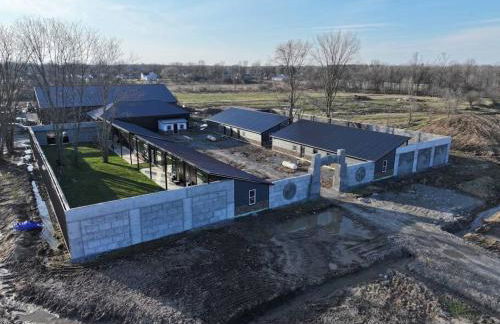 Big Cat Bungalows at The Haven - Photo 1