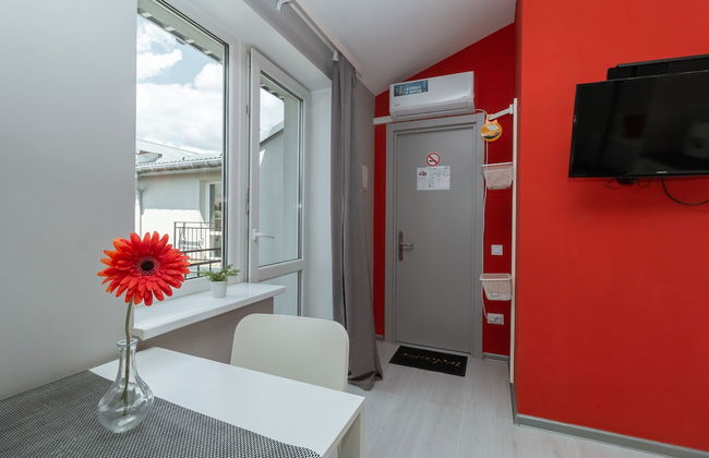 Stories Hub - Photo 5