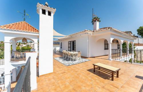 VB Villa Coto 7BR w Pool & Views - Photo 33