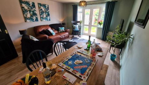 The Farrier's 3 bedroom comfy and cosy bolt hole close to Cannock town centre - Foto 5