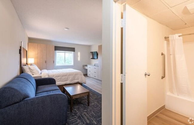 Residences at Solomon Pond - Photo 3