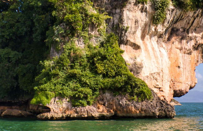 Excursión al Parque Nacional Los Haitises - Foto 1