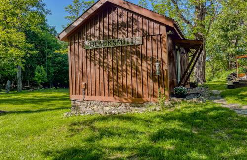 Cozy Cabin Gateway with Pool and Firepit - Foto 2