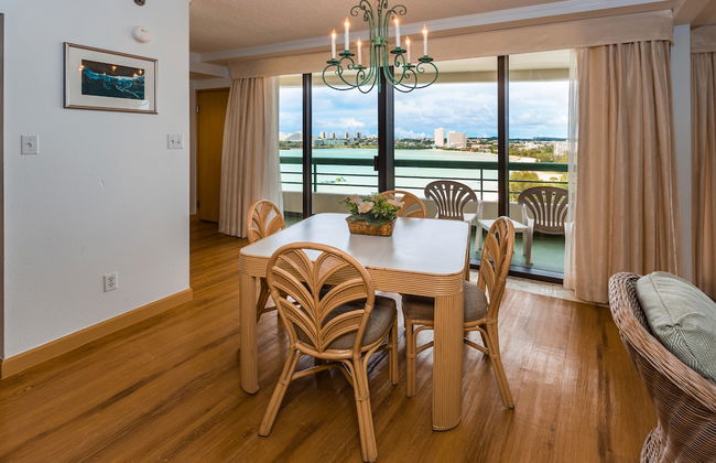 Alupang Beach Tower - Foto 64